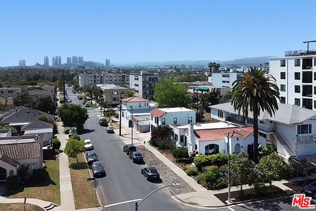 1569 S Orange Grove Avenue, Los Angeles, CA 90019