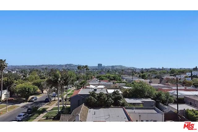 1569 S Orange Grove Avenue, Los Angeles, CA 90019