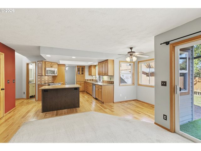 3638 Ne 150TH Ave, Portland, OR 97230