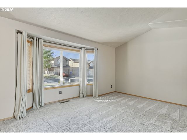 3638 Ne 150TH Ave, Portland, OR 97230