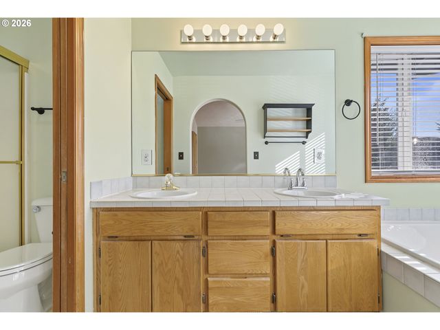3638 Ne 150TH Ave, Portland, OR 97230