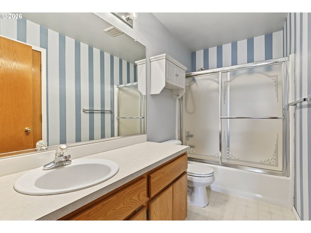 3638 Ne 150TH Ave, Portland, OR 97230