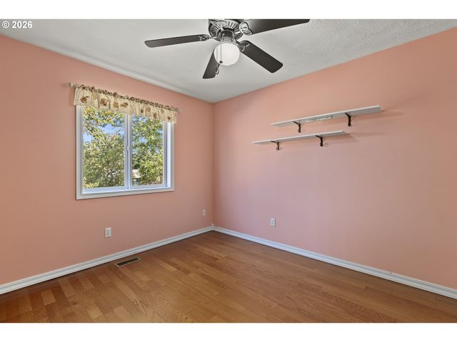 3638 Ne 150TH Ave, Portland, OR 97230