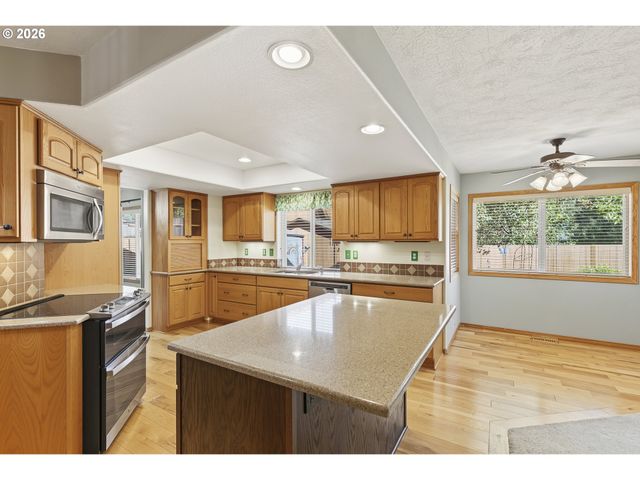 3638 Ne 150TH Ave, Portland, OR 97230