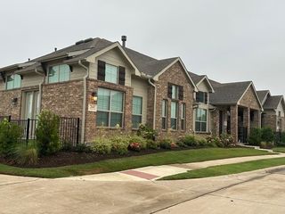 2621 Chablis Drive, Grand Prairie, TX 75054