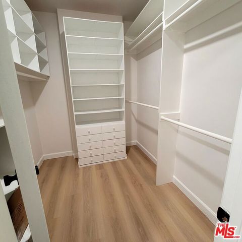 828 S Bedford Street 202, Los Angeles, CA 90035