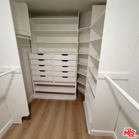 828 S Bedford Street 202, Los Angeles, CA 90035