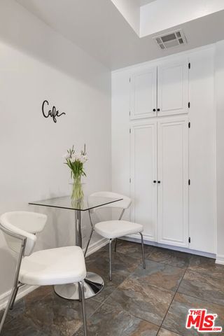 828 S Bedford Street 202, Los Angeles, CA 90035