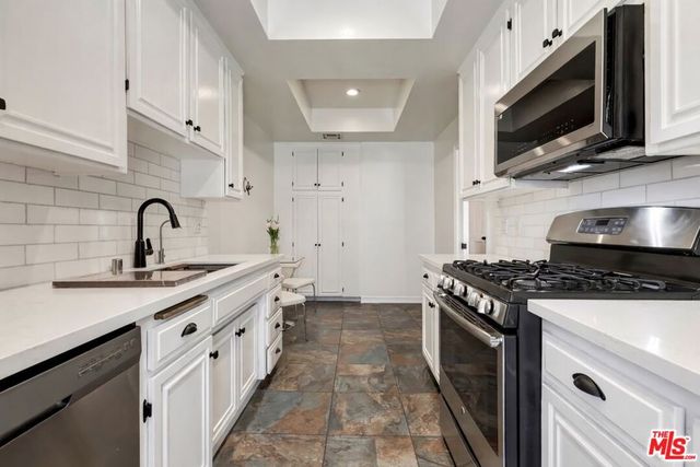 828 S Bedford Street 202, Los Angeles, CA 90035