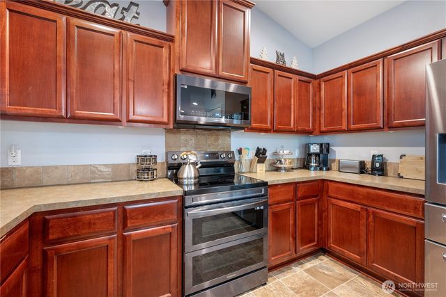 156 Wyatt Drive, Kelso, WA 98626