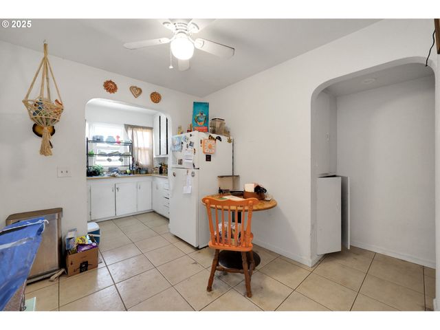 3118 RICHARD Ave, Eugene, OR 97402