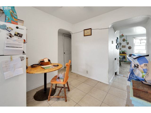 3118 RICHARD Ave, Eugene, OR 97402