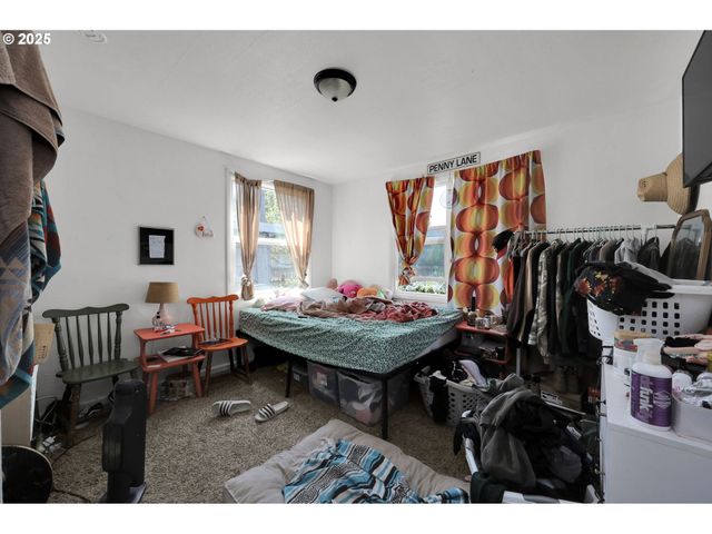 3118 RICHARD Ave, Eugene, OR 97402