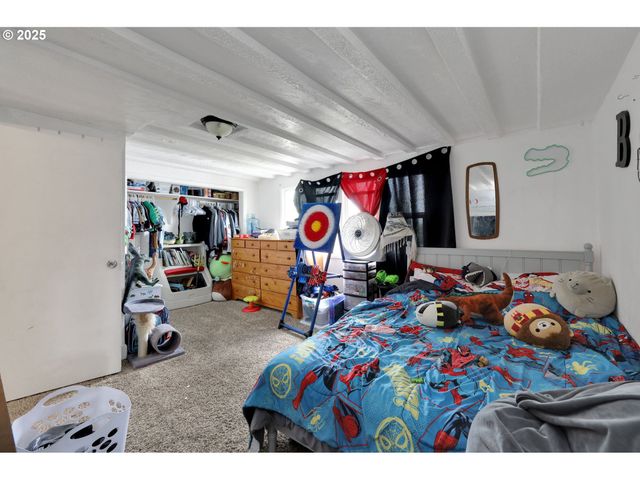 3118 RICHARD Ave, Eugene, OR 97402