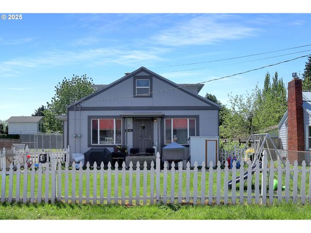 3118 RICHARD Ave, Eugene, OR 97402