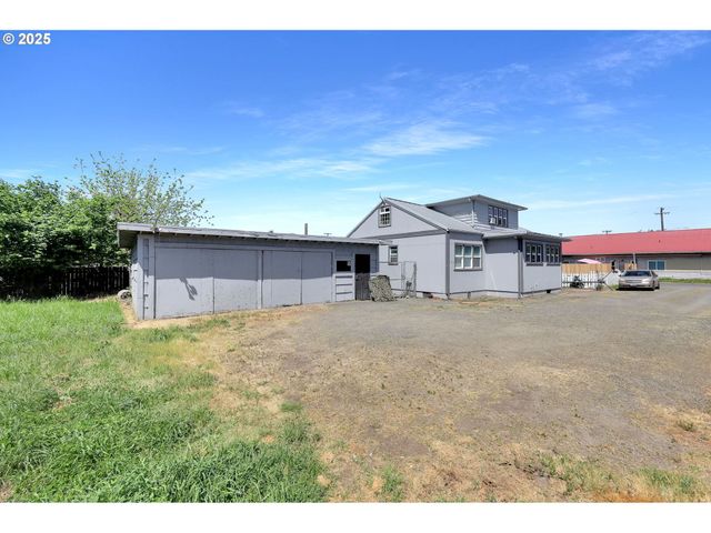 3118 RICHARD Ave, Eugene, OR 97402