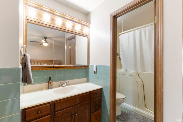 22410 Hanover Drive, Bristol, IN 46507