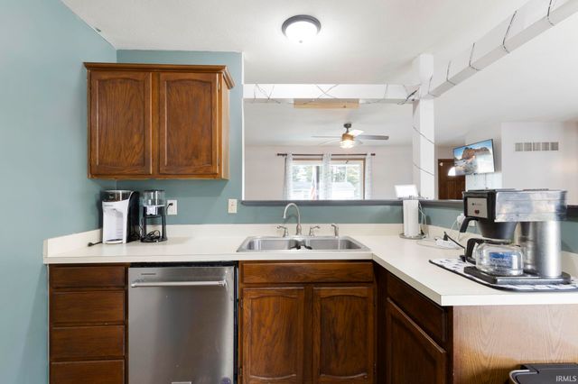 22410 Hanover Drive, Bristol, IN 46507