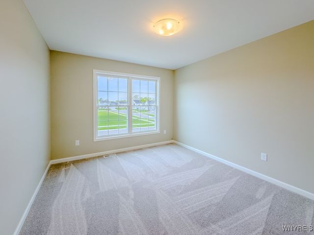 47 Greenspring Court, West Seneca, NY 14224