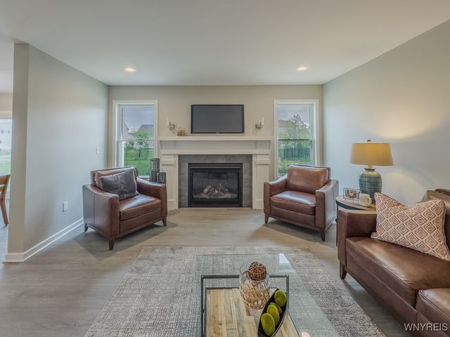 47 Greenspring Court, West Seneca, NY 14224