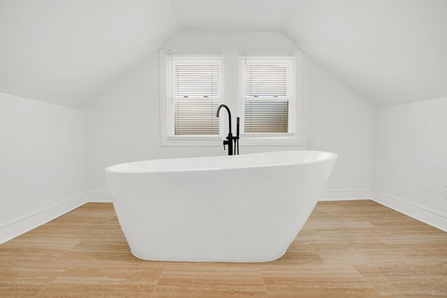 732 E 104th Place, Chicago, IL 60628