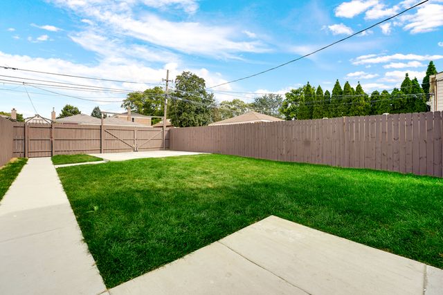 732 E 104th Place, Chicago, IL 60628