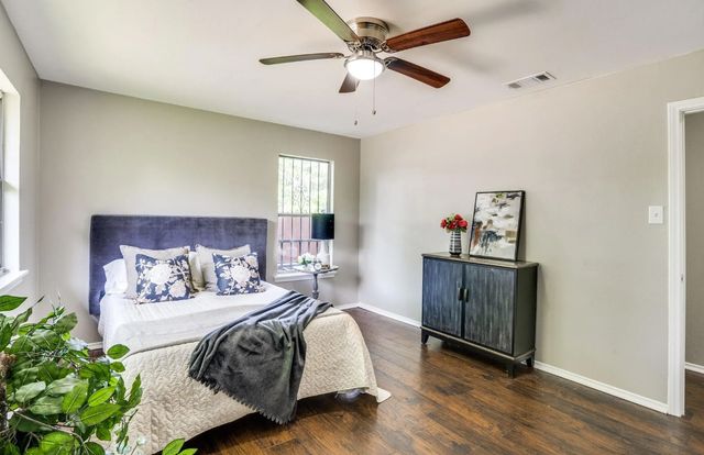 1707 Homeland Street, Dallas, TX 75212