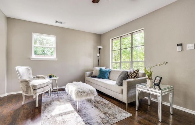 1707 Homeland Street, Dallas, TX 75212