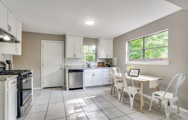 1707 Homeland Street, Dallas, TX 75212