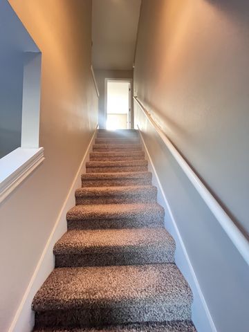 1717 Manning Dr, Clarksville, TN 37042