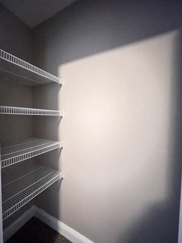 1717 Manning Dr, Clarksville, TN 37042