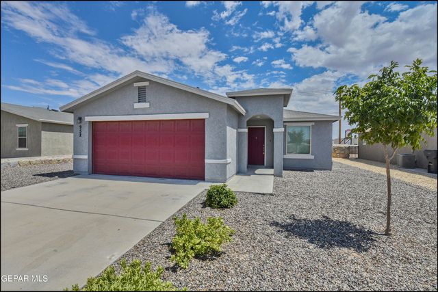 952 Orangetip Drive, Horizon City, TX 79928