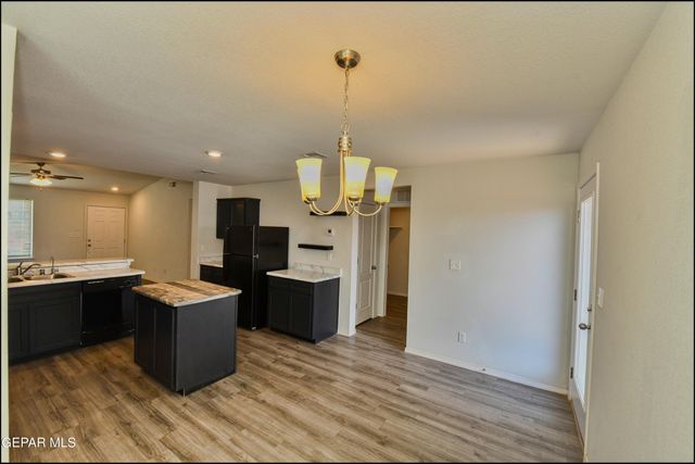 952 Orangetip Drive, Horizon City, TX 79928