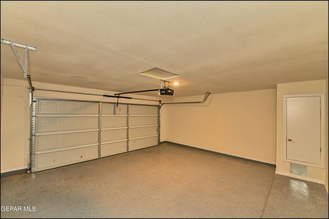 952 Orangetip Drive, Horizon City, TX 79928