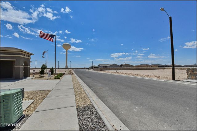 952 Orangetip Drive, Horizon City, TX 79928