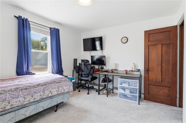 231 West Elm Street, East Rochester, NY 14445