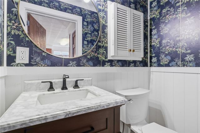231 West Elm Street, East Rochester, NY 14445