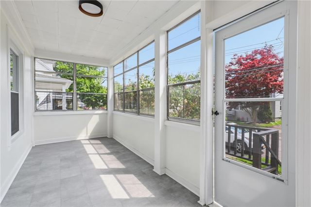 231 West Elm Street, East Rochester, NY 14445