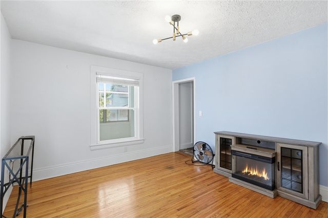 231 West Elm Street, East Rochester, NY 14445