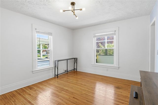 231 West Elm Street, East Rochester, NY 14445