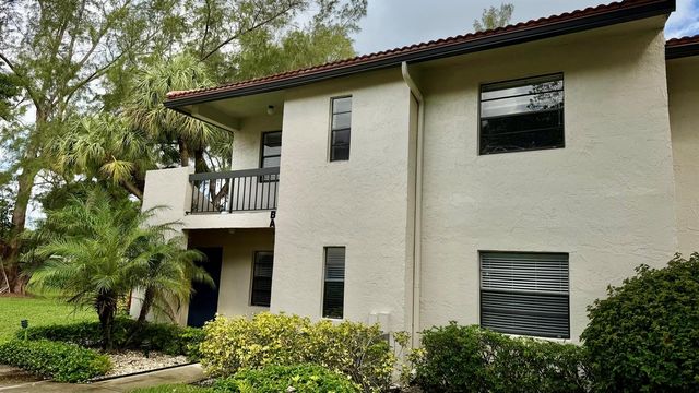 21695 Tall Palm Circle 4a, Boca Raton, FL 33433