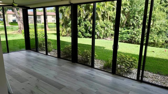 21695 Tall Palm Circle 4a, Boca Raton, FL 33433