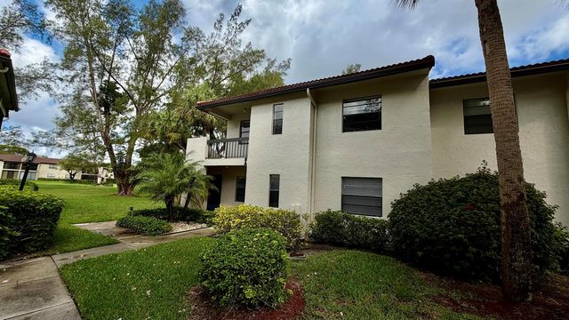21695 Tall Palm Circle 4a, Boca Raton, FL 33433