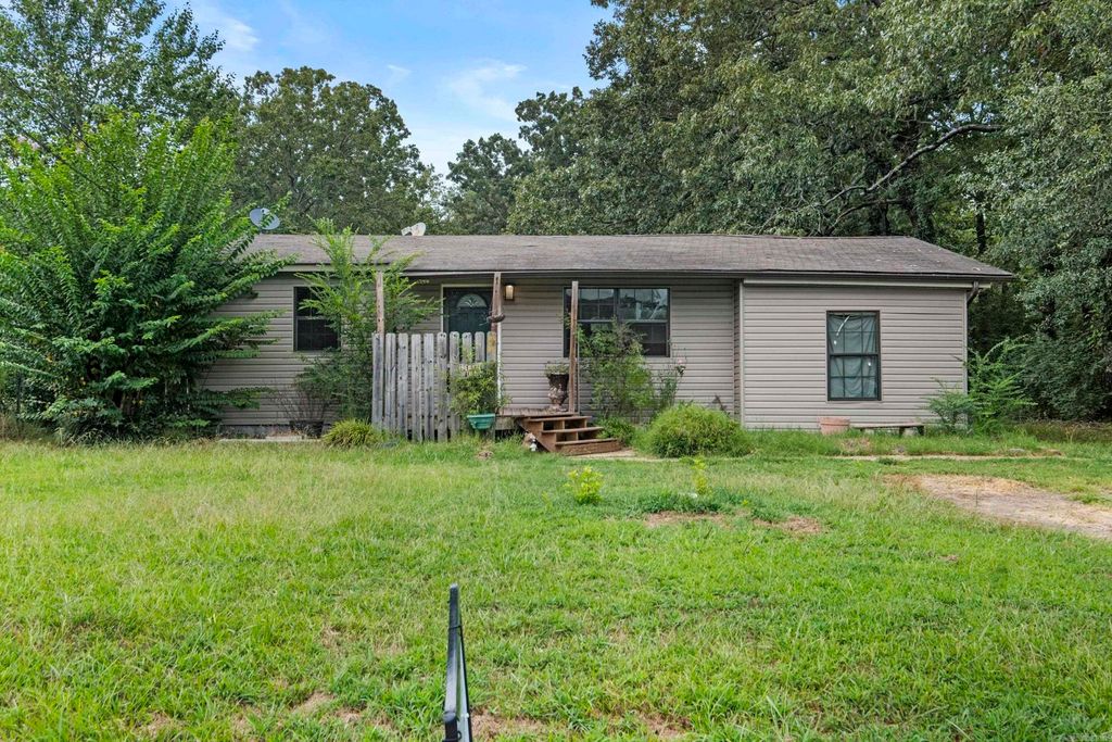 288 Woodlawn Road, Austin, AR 72007