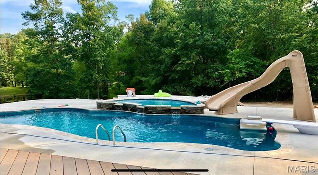 792 County Road 466, Poplar Bluff, MO 63901