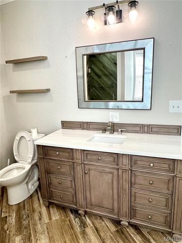 792 County Road 466, Poplar Bluff, MO 63901