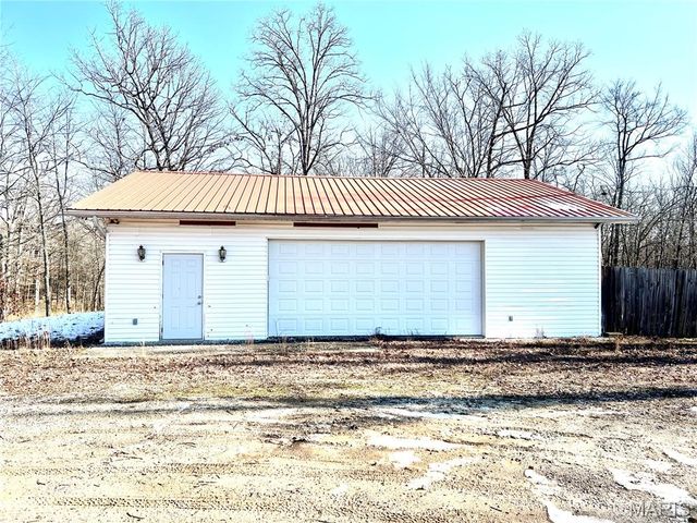 792 County Road 466, Poplar Bluff, MO 63901