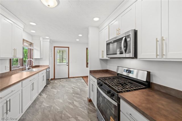 11104 Clarke Road, Columbia Station, OH 44028