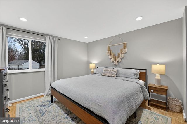 6410 NORDIX DR, Warrenton, VA 20187