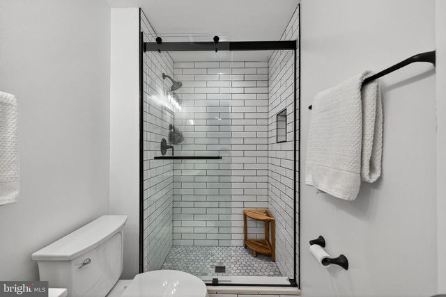 6410 NORDIX DR, Warrenton, VA 20187